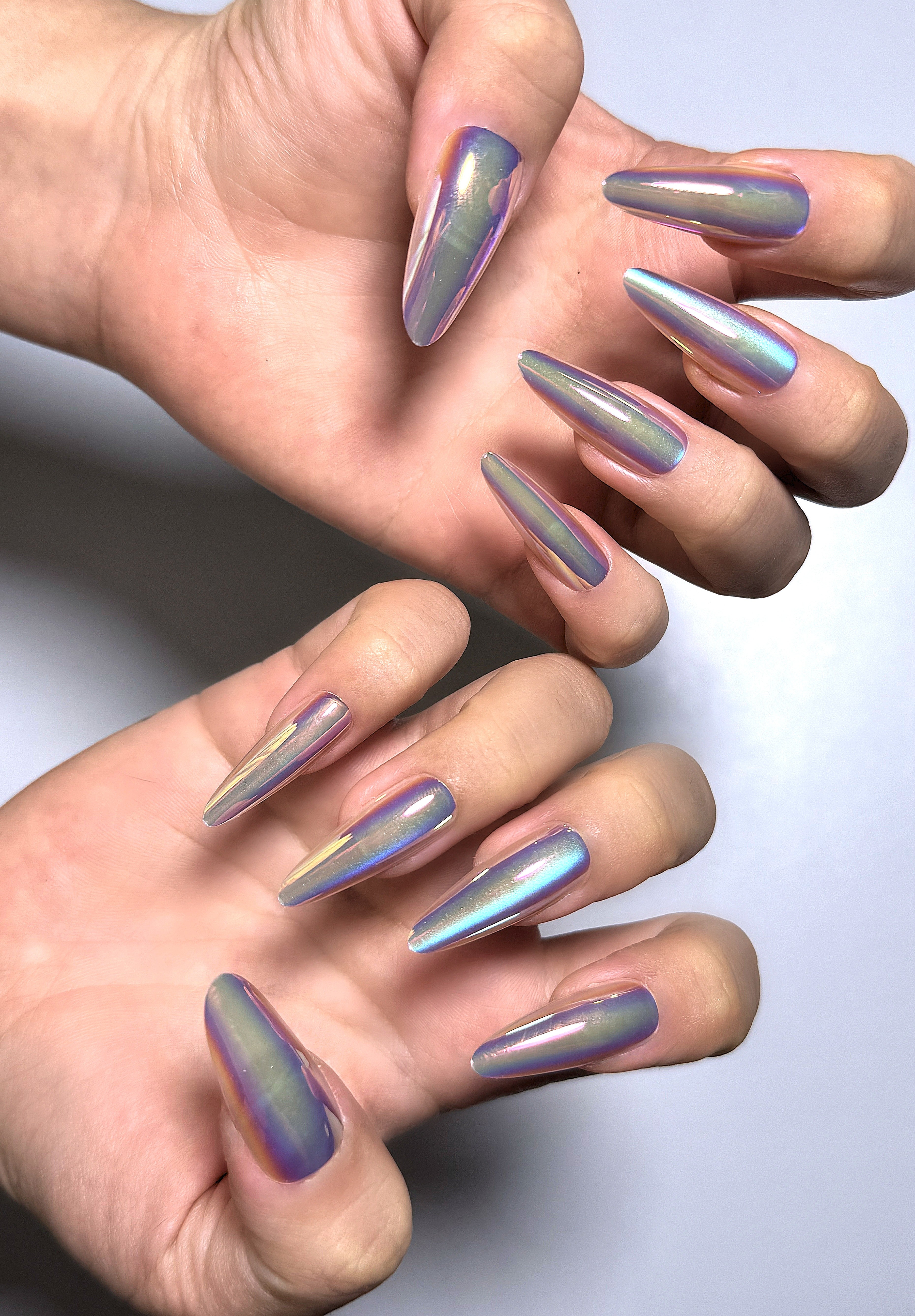Rainbow Aurora Chrome Press On Nails, Holographic Iridescent Stiletto Fake Nails, Long Shiny Metallic False Nails for Party, Festival & Vacation